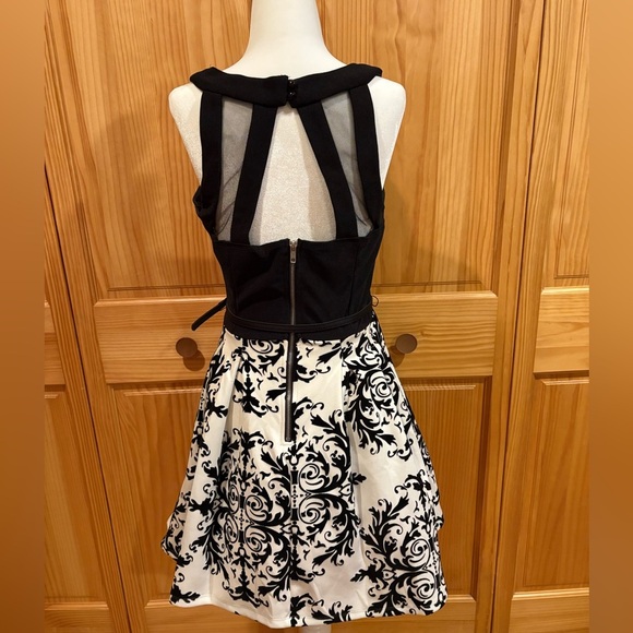 Crystal Doll Black and White Fit and Flare
Dress - Picture 2 of 16